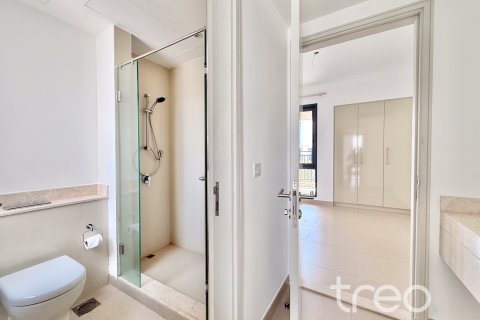 Adosado en Dubai Hills Estate, Dubai, 4 dormitorios, 221.76 m², № 136238 - foto 2