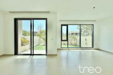 Adosado en Dubai Hills Estate, Dubai, 4 dormitorios, 221.76 m², № 136238 - foto 14