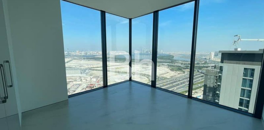 Apartment in Dubai 2 bedrooms, 112 sq.m. № 22259
