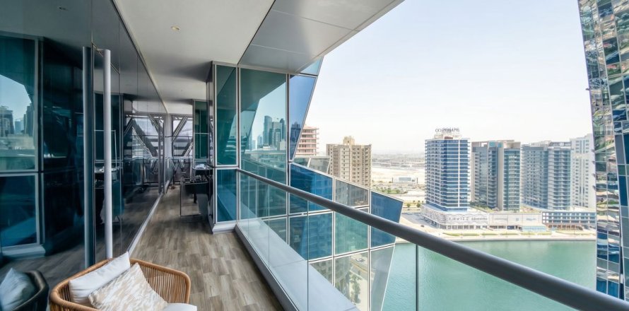 Apartamento en Business Bay, Dubai, 1 dormitorio, 76.2 m², № 117730