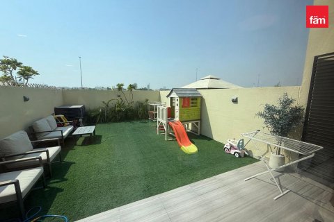 Adosado en Dubai, 3 dormitorios, 180 m², № 117736 - foto 12