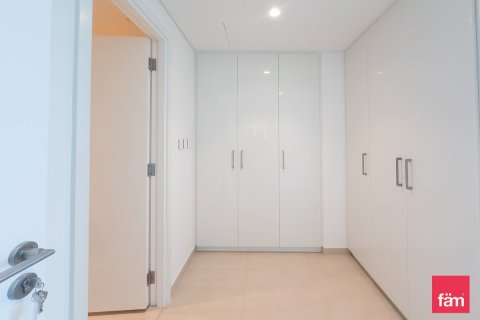 Apartment in Downtown Dubai (Downtown Burj Dubai), Dubai 3 bedrooms, 167.7 sq.m. № 117731 - photo 12