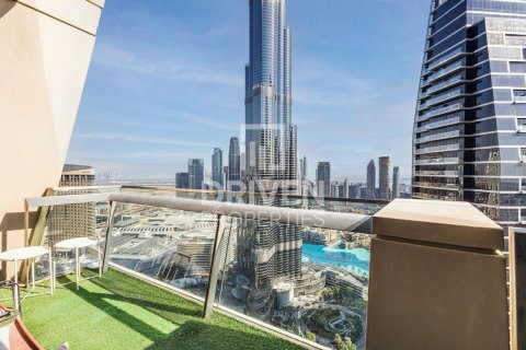 Apartment in Burj Vista, Downtown Dubai (Downtown Burj Dubai), Dubai 3 bedrooms, 165.37 sq.m. № 126704 - photo 2