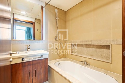 Apartment in Burj Vista, Downtown Dubai (Downtown Burj Dubai), Dubai 3 bedrooms, 165.37 sq.m. № 126704 - photo 17