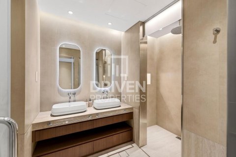 Apartamento en Al Wasl, Dubai, 2 dormitorios, 134.62 m², № 126703 - foto 14