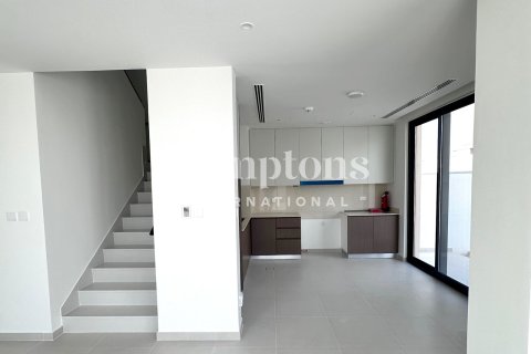 Снять в аренду виллу в Dubai South (Dubai World Central), Дубай: 4 спальни, 354.51970606м², № 119222 - фото 10