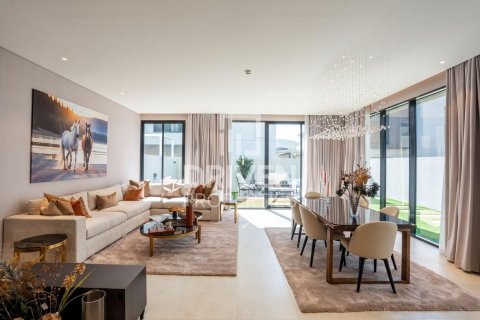 Villa in Dubai Land, Dubai 3 bedrooms, 283.82 sq.m. № 127613 - photo 4