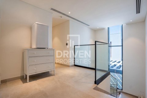 Villa in Dubai Land, Dubai 3 bedrooms, 283.82 sq.m. № 127613 - photo 12