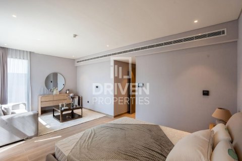 Villa in Dubai Land, Dubai 3 bedrooms, 283.82 sq.m. № 127613 - photo 16