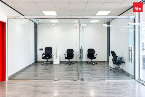 Entrepôt à Al Quoz, Dubai, 182 m², № 141766