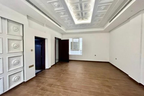 Villa in Al Barsha, Dubai 7 bedrooms, 1483.43 sq.m. № 52589 - photo 5