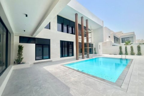 Villa in Al Barsha, Dubai 6 bedrooms, 1005.64 sq.m. № 52588 - photo 1