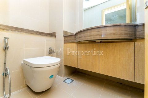 Villa in Dubai 3 bedrooms, 325.2 sq.m. № 53240 - photo 23
