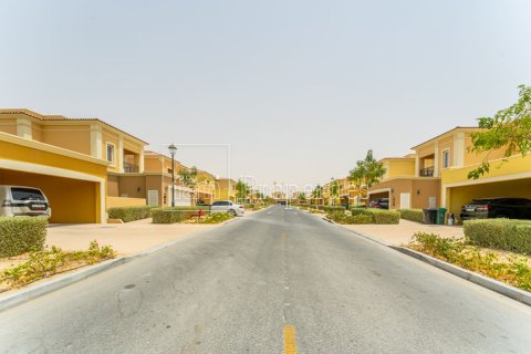 Villa in Dubai 3 bedrooms, 325.2 sq.m. № 53240 - photo 3