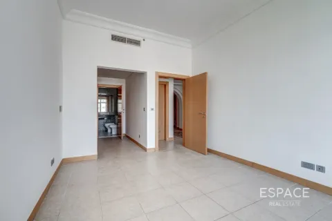 Appartement à Palm Jumeirah, Dubai, 2 chambres, 144 m², № 122644 - photo 9
