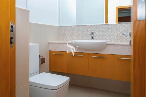 Снять в аренду квартиру в Даунтаун Дубай (Даунтаун Бурдж Дубай), Дубай: 1 спальня, 81м², № 99837 - фото 14