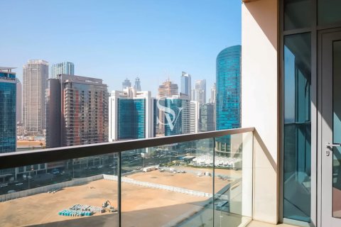 Снять в аренду квартиру в Даунтаун Дубай (Даунтаун Бурдж Дубай), Дубай: 1 спальня, 81м², № 99837 - фото 2