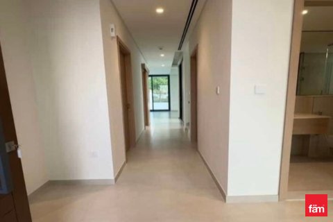 Villa in Dubai 4 bedrooms, 449.8 sq.m. № 69351 - photo 7