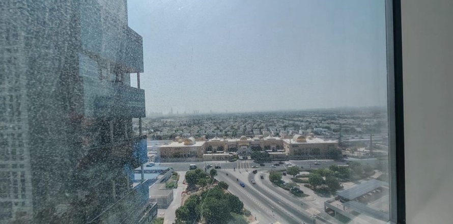 Квартира в Дубае, 1 спальня, 74.8м², № 69349