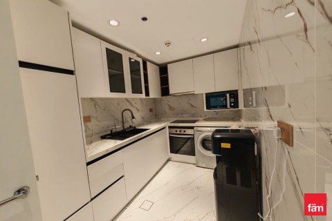 Снять в аренду квартиру в Дубае: 1 спальня, 74.8м², № 69349 - фото 7