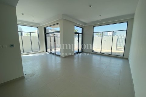 Снять в аренду виллу в Dubai South (Dubai World Central), Дубай: 3 спальни, 253.66699635м², № 12998 - фото 11