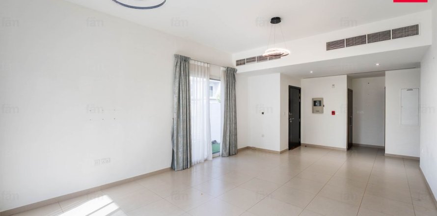 Townhouse in Dubai 3 bedrooms, 276.9 sq.m. № 123895