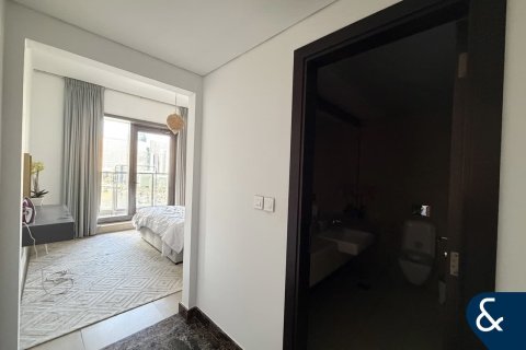 Apartment in Sparkle Towers, Dubai Marina, Dubai 1 bedroom, 80 sq.m. № 88751 - photo 8