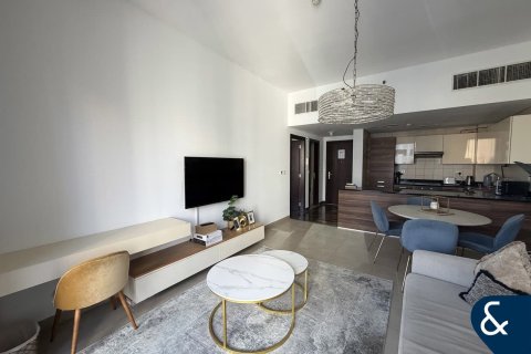 Apartment in Sparkle Towers, Dubai Marina, Dubai 1 bedroom, 80 sq.m. № 88751 - photo 3