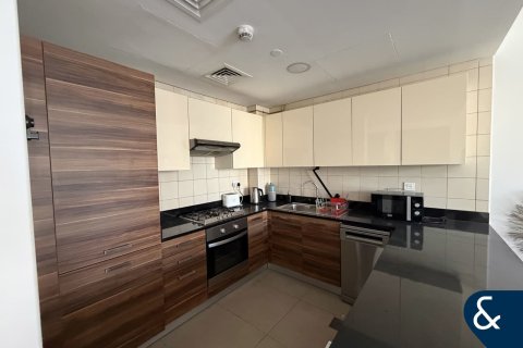 Apartment in Sparkle Towers, Dubai Marina, Dubai 1 bedroom, 80 sq.m. № 88751 - photo 7