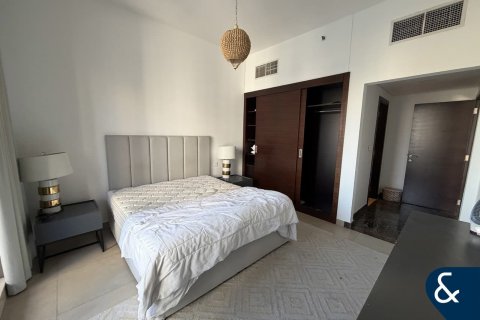 Apartment in Sparkle Towers, Dubai Marina, Dubai 1 bedroom, 80 sq.m. № 88751 - photo 9