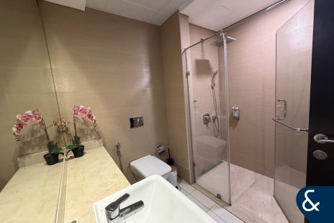 Apartment in Sparkle Towers, Dubai Marina, Dubai 1 bedroom, 80 sq.m. № 88751 - photo 13