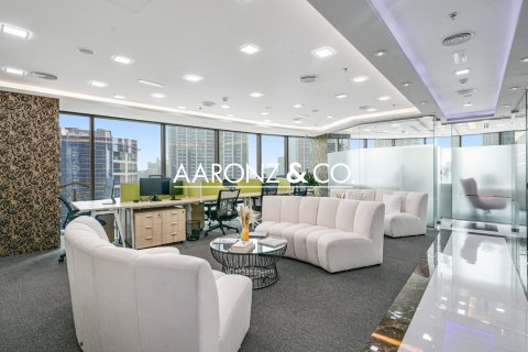 Купить офис в Бизнес-Бэе, Дубай: 180м², № 92912 - фото 2