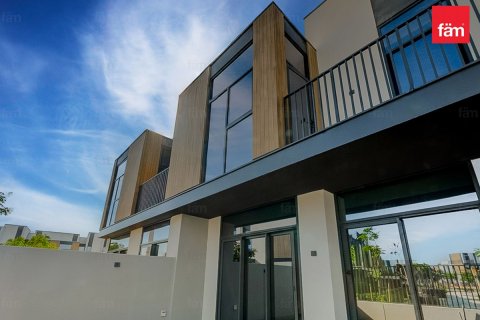 Adosado en Dubai, 3 dormitorios, 168 m², № 83689 - foto 2