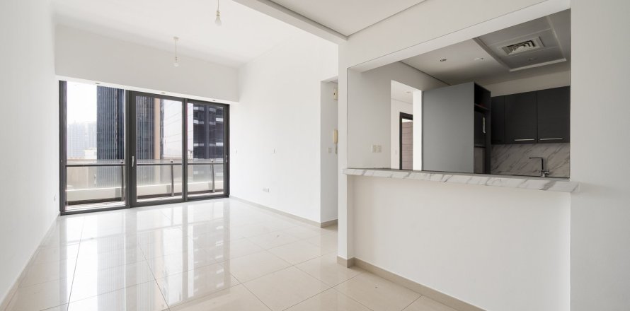 Apartment in Silverene Tower B, Dubai Marina, Dubai 2 bedrooms, 99.12 sq.m. № 138974