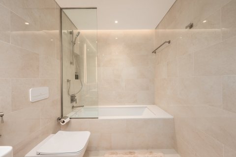 Apartment in Umm Suqeim, Dubai 2 bedrooms, 104.24 sq.m. № 138972 - photo 17