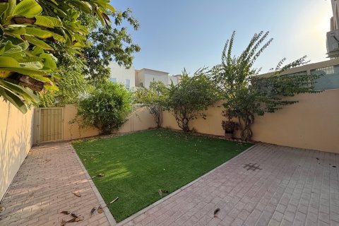 Adosado en The Springs, Dubai, 2 dormitorios, 157.81 m², № 138977 - foto 16