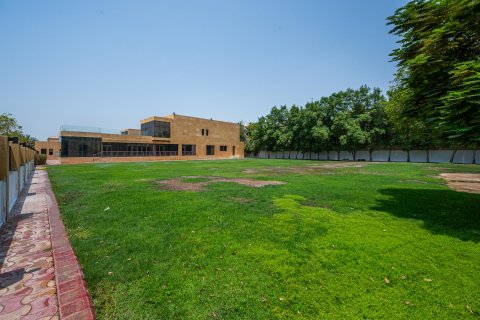 Villa en Al Barsha, Dubai, 5 dormitorios, 3716.12 m², № 138971
