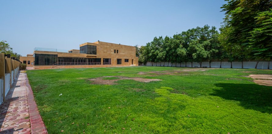 Villa en Al Barsha, Dubai, 5 dormitorios, 3716.12 m², № 138971