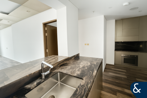 Apartment in DAMAC HEIGHTS in Dubai Marina, Dubai 3 bedrooms, 172 sq.m. № 79353 - photo 5