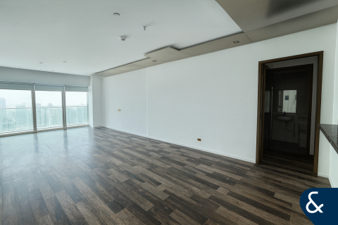 Apartment in DAMAC HEIGHTS in Dubai Marina, Dubai 3 bedrooms, 172 sq.m. № 79353 - photo 3
