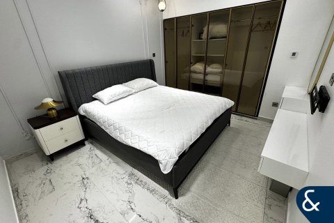 Снять в аренду квартиру в Даунтаун Дубай (Даунтаун Бурдж Дубай), Дубай: 2 спальни, 160м², № 79362 - фото 9