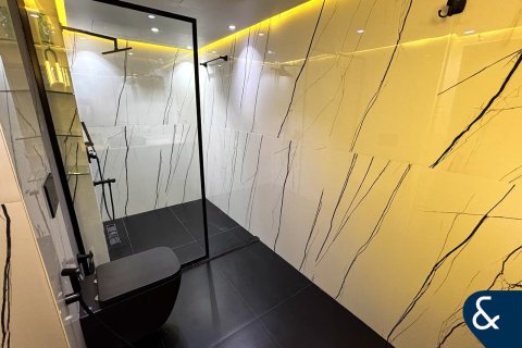 Снять в аренду квартиру в Даунтаун Дубай (Даунтаун Бурдж Дубай), Дубай: 2 спальни, 160м², № 79362 - фото 17