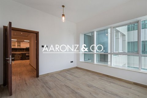 Apartment in Marina Pinnacle, Dubai Marina, Dubai 3 bedrooms, 147 sq.m. № 102201 - photo 5