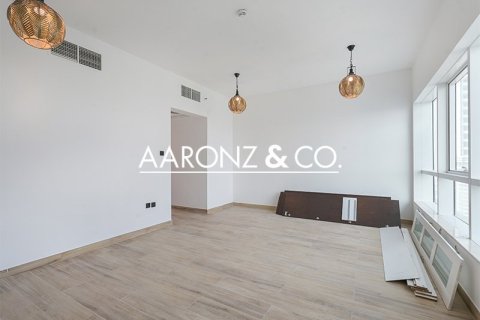 Apartment in Marina Pinnacle, Dubai Marina, Dubai 3 bedrooms, 147 sq.m. № 102201 - photo 6