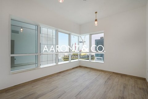 Apartment in Marina Pinnacle, Dubai Marina, Dubai 3 bedrooms, 147 sq.m. № 102201 - photo 7