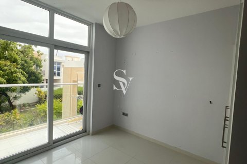 Maison de ville à DAMAC Hills (Akoya by DAMAC), Dubai, 3 chambres, 115 m², № 102180 - photo 2