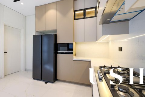 Villa in Jumeirah Park, Dubai 4 bedrooms, 510 sq.m. № 39019 - photo 5