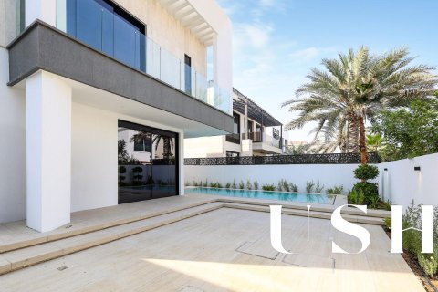 Villa in Jumeirah Park, Dubai 4 bedrooms, 510 sq.m. № 39019 - photo 16
