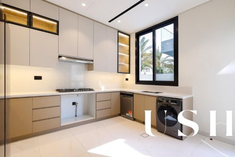 Villa in Jumeirah Park, Dubai 4 bedrooms, 510 sq.m. № 39019 - photo 4