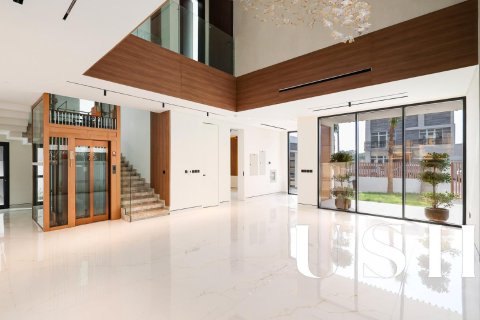 Villa in Jumeirah Park, Dubai 4 bedrooms, 510 sq.m. № 39019 - photo 2